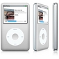 Apple iPod Classic 5gen 160GB Srebrny MC297 prezentuje Gral.
