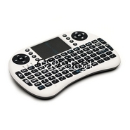 Bezprzewodowa klaw. 2,4GHz do Smart TV Android Dongle przedstawia grafika.